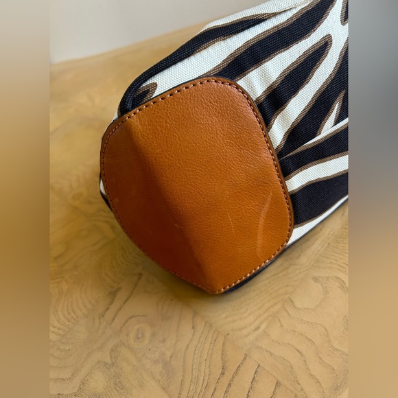 Antonio Melani Zebra Print Canvas Purse - Picture 5 of 11